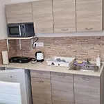 Andrea Διαμέρισμα *
